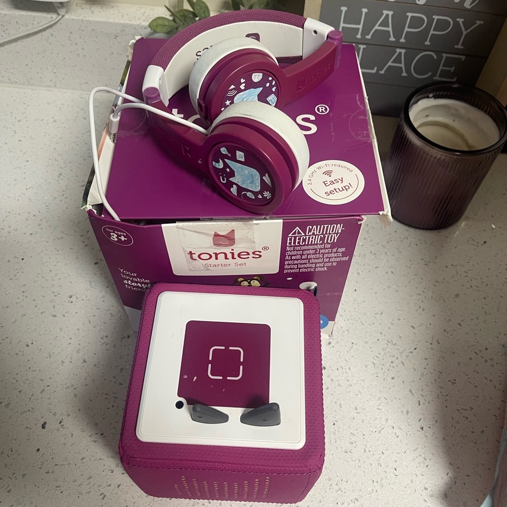 Tonies Purple Headphones and Audio Box Set
